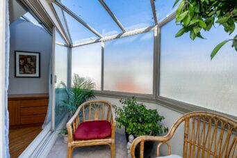 #201 - 2433 Bellevue Avenue